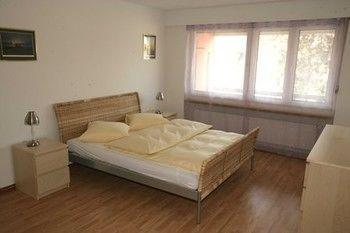 Swiss Star Oerlikon - Self Check-in Apartamento Zúrich